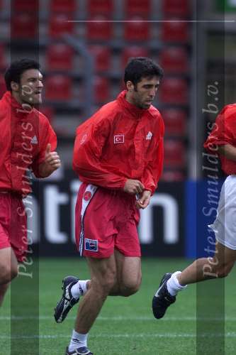 Eindhoven 14 juni 2000
Training Turkije in het PSV stadion.
Hakan Suker