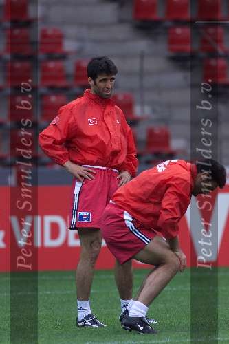 Eindhoven 14 juni 2000
Training Turkije in het PSV stadion.
Hakan Suker