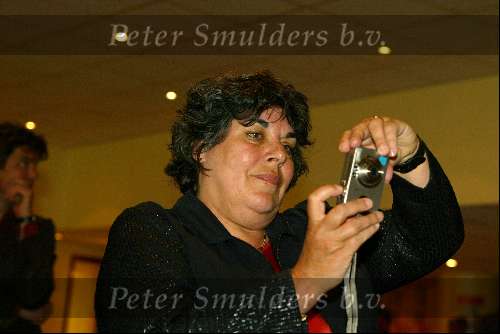 Bussum 25 april 2003
hanneke groenteman met fotocamera