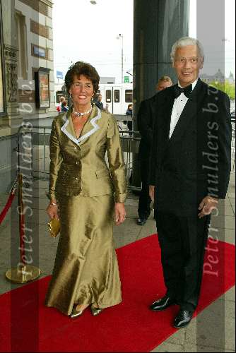 Amsterdam 25 april 2003
Concert vanwege de 65 e verjaardag van koningin beatrix
hans v d broek met vrouw