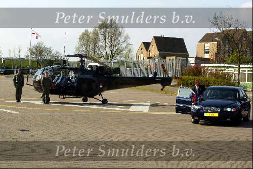 Vlissingen 18 april 2003
Maxima bij doop schip in Vlissingen
helicopter