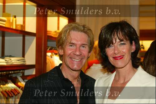 Amsterdam 16 april 2003
Opening Ralph Lauren store op pc hooftstraat .
addy v d krommencker met jet v d mey