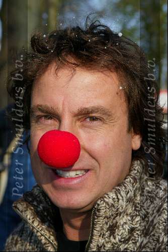 Amersfoort 12 april 2003
Premiere de ijsbeer in amersfoort
marco borsato met rode clownsneus