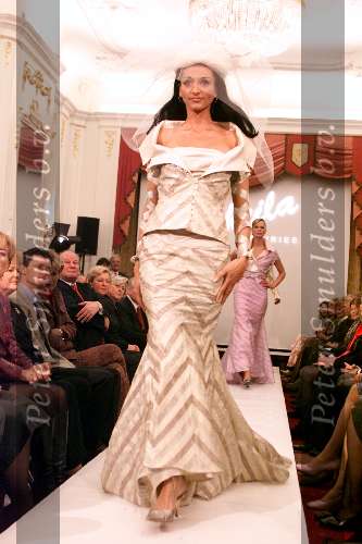 Amsterdam 24 maart 2001
Modeshow Sheila de Vries in hotel l\\\'Europe