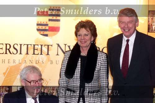 Breukelen 28 maart 2001
Opening van het Albert Heyn gebouw op Neyenrode.
Neelie Kroes, Albert Heyn en Wim Kok