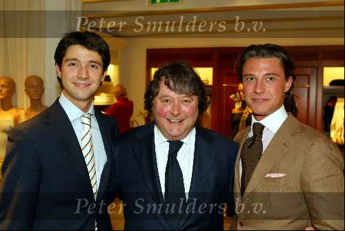 Amsterdam 16 april 2003
Opening Ralph Lauren store op pc hooftstraat .
oger lussink met zoons
