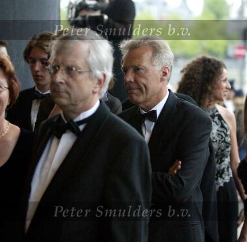 Amsterdam 25 april 2003
Concert vanwege de 65 e verjaardag van koningin beatrix
paul witteman met vriendin