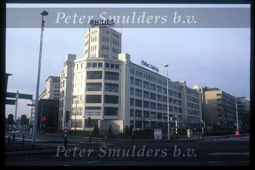 Het hoofdgebouw van Philips lighting
De witte dame
