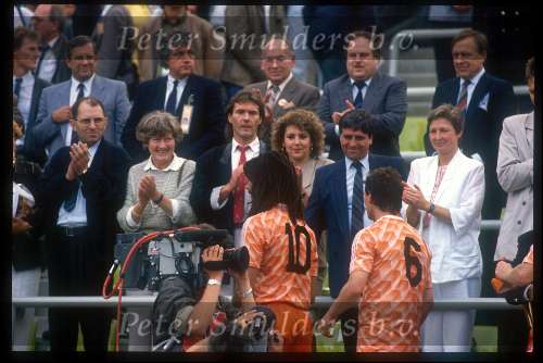 Munchen, 25 juni 1988 Finale Europees Kampioenschap 1988
Finale Nederland-Rusland, eindstand 2-0
1-0 door Ruud Gullit en 2-0 door Marco v Basten
Berry v Aerle