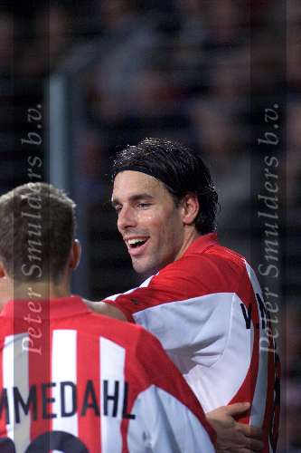 Eindhoven 31 maart 2001
PSV- fc Twente 2-1
Ruud v Nistelrooy blij na de 2-0