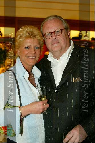 Amsterdam 16 april 2003
Opening Ralph Lauren store op pc hooftstraat .
simone kleinsma en guus verstraete