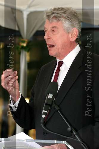 Breukelen 28 maart 2001
Opening van het Albert Heyn gebouw op Neyenrode.
Wim Kok