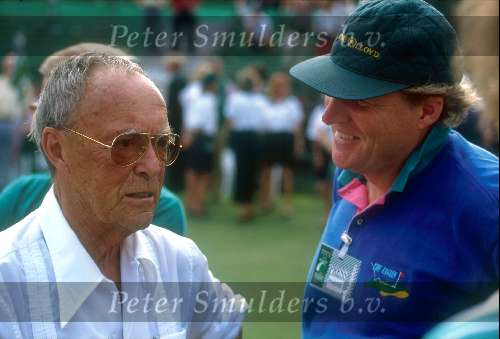 1996
Andreas v d Schaaf met Prins Bernhard op het Heineken Open in Noordwijk gespeeld op de Noordwijksche