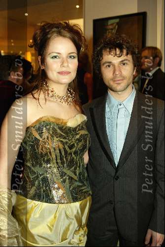Scheveningen 4 april 2004
Premiere Lion King in Kurhaus.
Angela Schijf zwanger met man