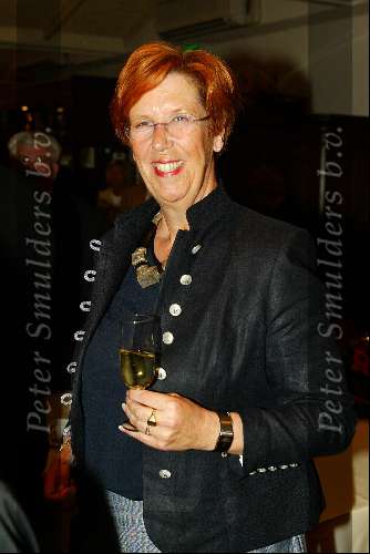 Soestduinen 26 april 2003
annemarie jorritsma met een glaasje champagne