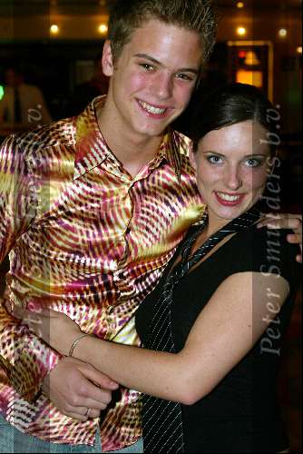 Amsterdam 16 april 2003
premiere van god los.
Aukje v Ginneken met Jim Idols
