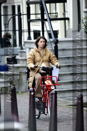 Amsterdam 4 april 2003
Vrouw van Beau v Erven Dorens zwanger