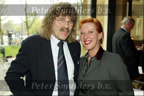 Amsterdam 19 april 2004
Presentatie cd voor Unicef in Hotel Americain.
Loes Luca en Bennie Jolink