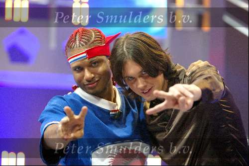 Hilversum 3 april 2004
Finale Idols in studio 22.
JK Idols met Boris Idols
