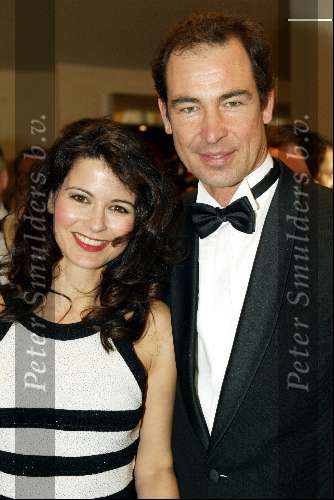Scheveningen 4 april 2004
Premiere Lion King in Kurhaus.
Caroline de Bruijn met Erik de Vogel