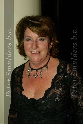 Den Bosch 2 december 2002
Premiere Tel uit je winst 
Catherine Keyl