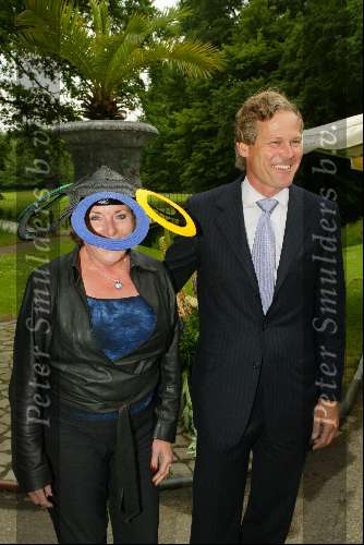 Breukelen 11 juni 2002
Haringparty Neijenrode
Catherine Keyl met vriend