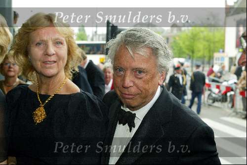 Amsterdam 25 april 2003
Concert vanwege de 65 e verjaardag van koningin beatrix
cees dam met vrouw
