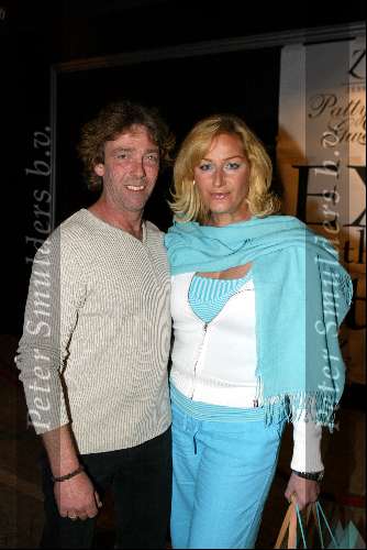 Amsterdam 1 april 2004
Feestje Patty Brard  in de zebra lounge.
Christine v d Horst met vriend