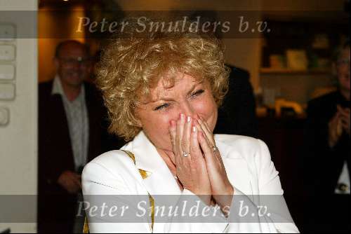 Soestduinen 26 april 2003
connie vink krijgt koninklijke onderscheiding