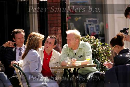 Amsterdam 23 april 2004
Elaine Vis op terras bij Joffers met Horrace Cohen en Danny Rook