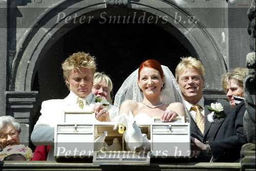 Vlaardingen 20 april 2004
Winston Post en Denise v Rijswijk trouwen op stadhuis Vlaardingen.