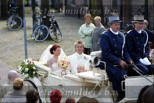 Vlaardingen 20 april 2004
Winston Post en Denise v Rijswijk trouwen op stadhuis Vlaardingen.
