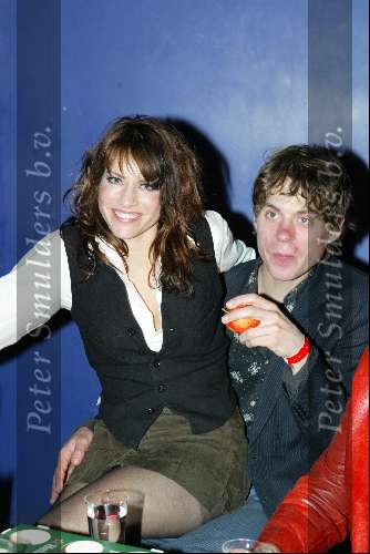 Amsterdam 10 april 2004
Presentatie boek Johnny Hoes in Heineken Music Hal.
Ellen ten Damme met vriend