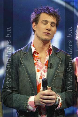 Hilversum 3 april 2004
Finale Idols in studio 22.
Eric  Idols