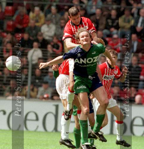 Mei  1998
Ernest Faber in de wedstrijd tegen FC Groningen