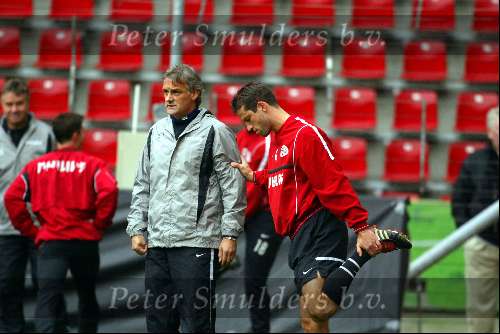 Eindhoven 29 oktober 2002
Laatste training psv voor champions L. tegen auxere
Fred Rutten en Ernest Faber