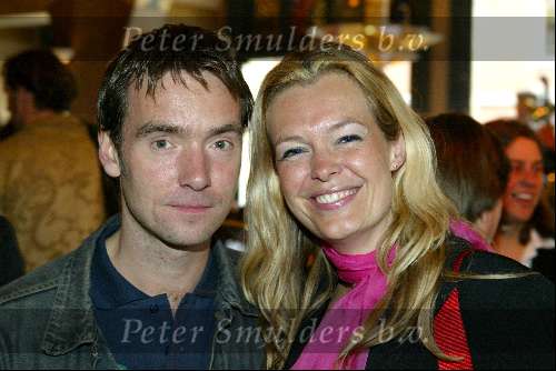 Amsterdam 19 april 2004
Presentatie cd voor Unicef in Hotel Americain.
Esther Hart met vriend