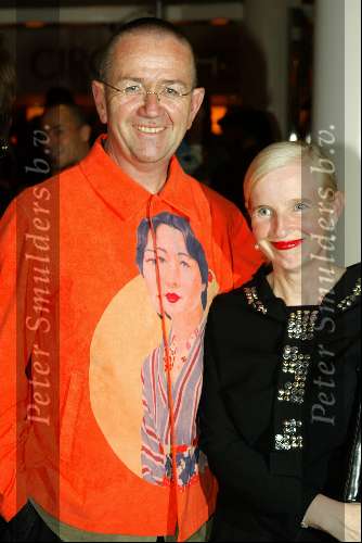 Scheveningen 4 april 2004
Premiere Lion King in Kurhaus.
Hans Liberg met vrouw