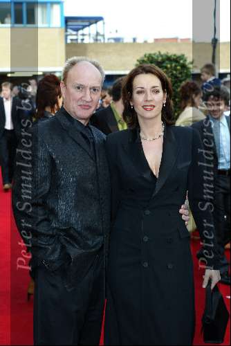 Scheveningen 4 april 2004
Premiere Lion King in Kurhaus.
Henk Poort met vrouw