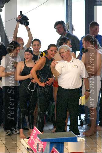 Amsterdam 2 april 2004
Inge de Bruijn  met coach Paul Bergen bij zwemwedstrijden Amsterdam