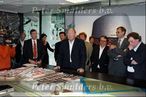 Amsterdam 21 april 2004
Presentatie nieuwe Joop v d Ende Theater in Amsterdam.
Joop v d Ende
