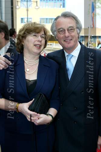 Scheveningen 29 april 2004
65e verjaardag van Pieter v Vollenhoven in het circustheater.
Jozias v Aartsen met vrouw