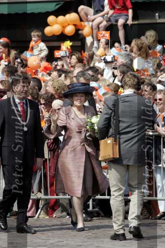 Groningen 30 april 2004
Koninginnedag 2004 in Warffum (Groningen)
Koningin Beatrix