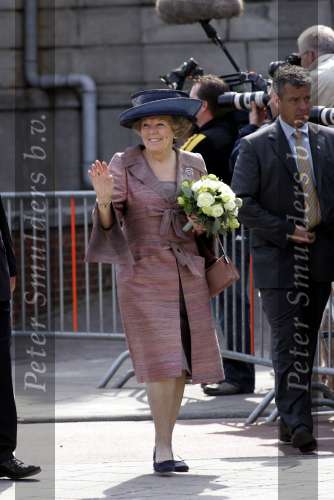 Groningen 30 april 2004
Koninginnedag 2004 in Warffum (Groningen)
Koningin Beatrix