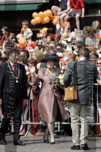 Groningen 30 april 2004
Koninginnedag 2004 in Warffum (Groningen)
Koningin Beatrix