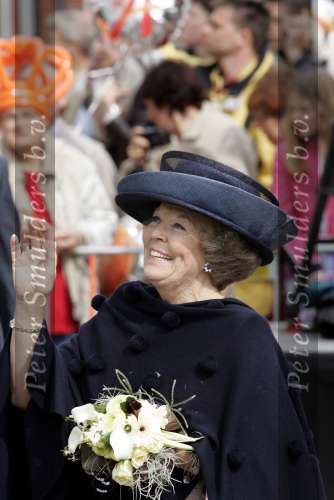 Groningen 30 april 2004
Koninginnedag 2004 in Warffum (Groningen)
Koningin Beatrix
