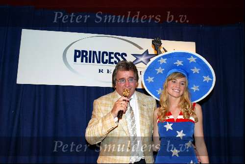 Rotterdam 13 april 2004
Presentatie cd Lee Towers in Hotel New York.
Lee Towers met miss princess