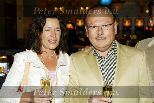Scheveningen 27 april 2004
Lunch in het holland casino in scheveningen .
Hr Maas met vrouw