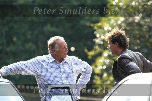 Amsterdam 1 april 2004
Marc Klein Essink in gesprek met looptrainer Wim Verhoorn.