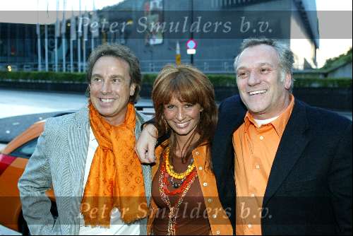 Amsterdam 19 april 2004
Premiere in Oranje in de Amsterdam Arena.
Leontine Borsato en Marco Borsato en Frank Wisse